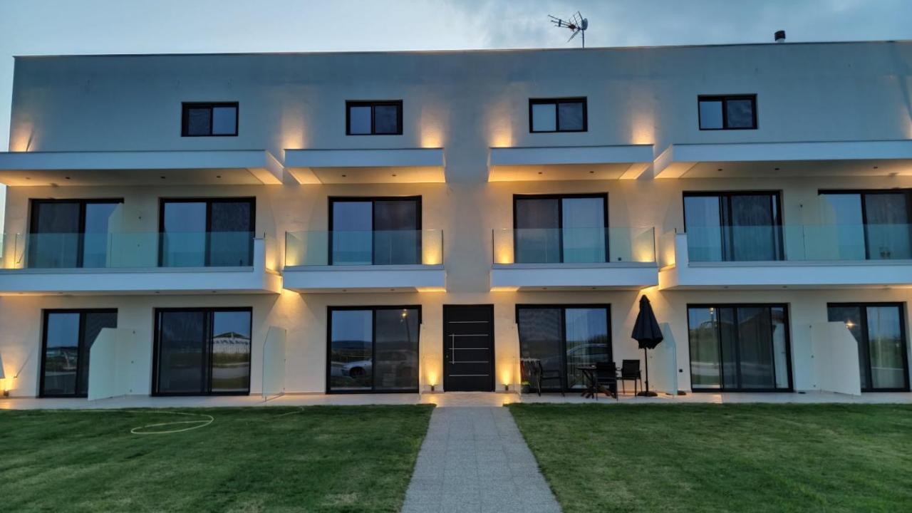 Onar Sarti Luxury Living Apartment Exterior photo